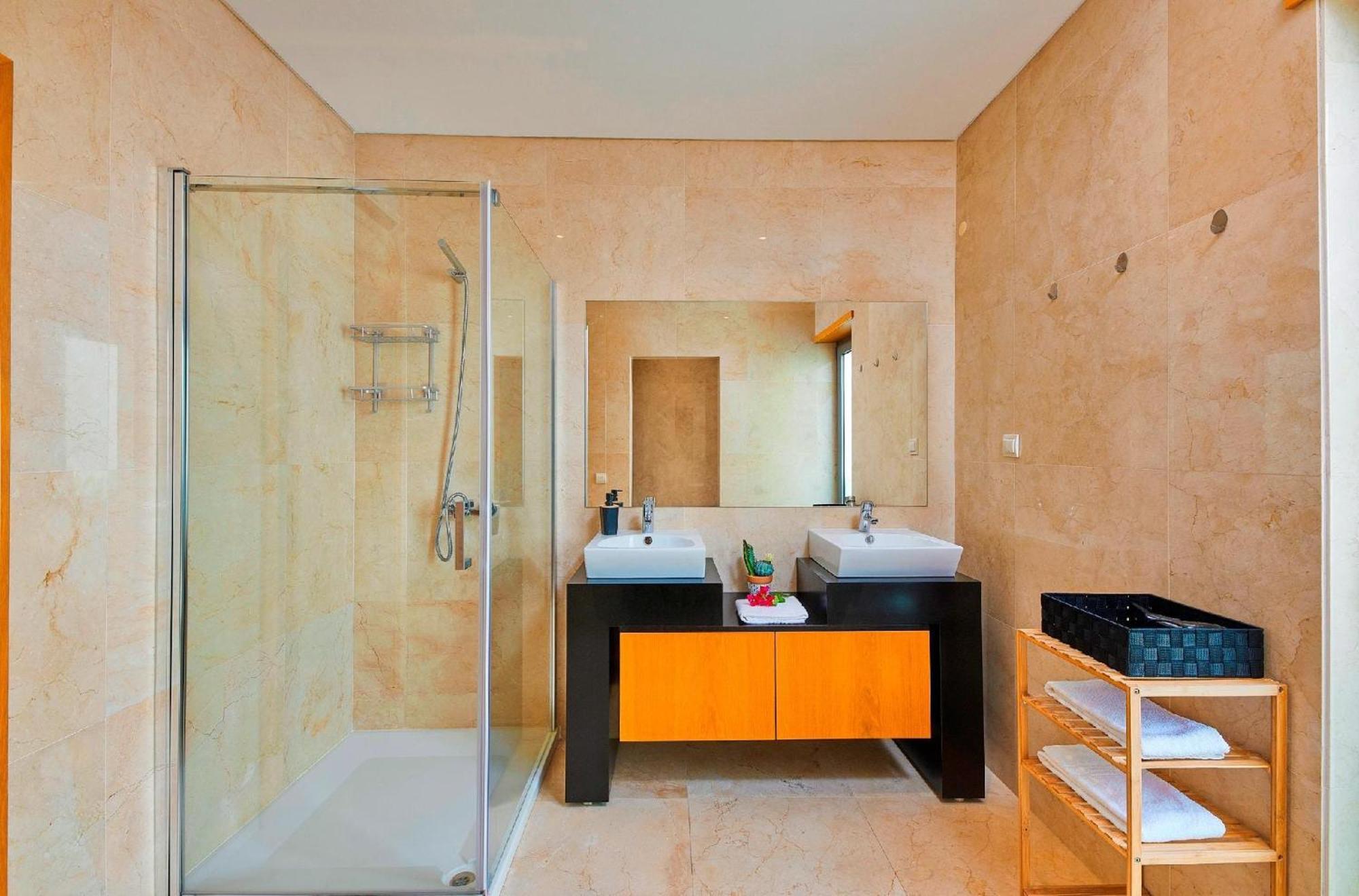 Stylish Townhouse In Tavira Centre, Shared Pool 빌라 외부 사진